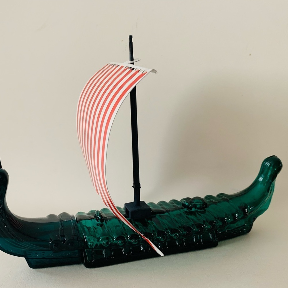 Vintage 1977 Avon Viking ship